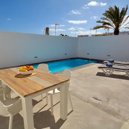 Sunrise Private Pool By Pvl Vila Puerto del Carmen (Lanzarote)