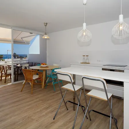 Vila Sunrise Private Pool By Pvl Puerto del Carmen (Lanzarote)