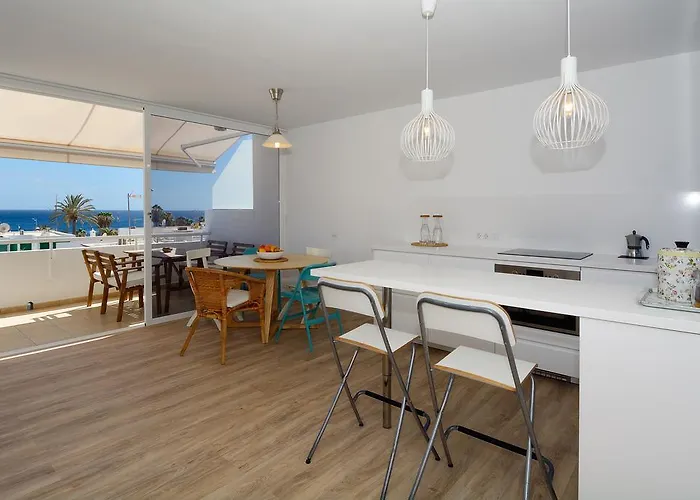 Villa Sunrise Private Pool By Pvl Puerto del Carmen (Lanzarote)